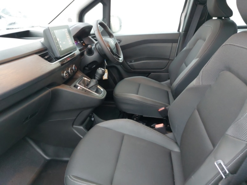 Used Renault Kangoo 2025 for sale - 76970233: Photo 5