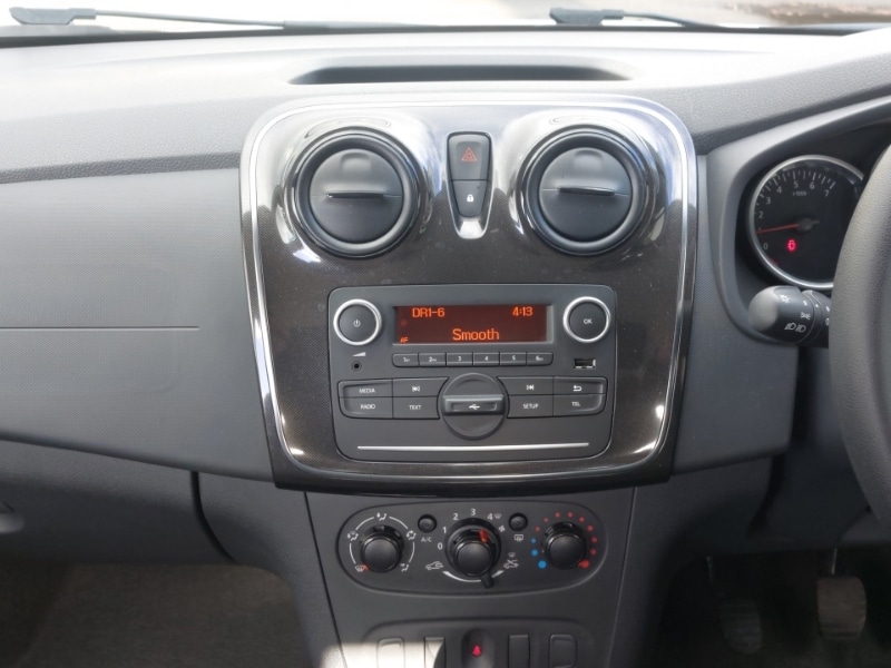 Used Dacia Sandero 2018 for sale - 76403713: Photo 11