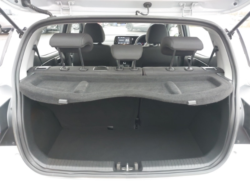 Used Hyundai i10 2022 for sale - 77467000: Photo 8