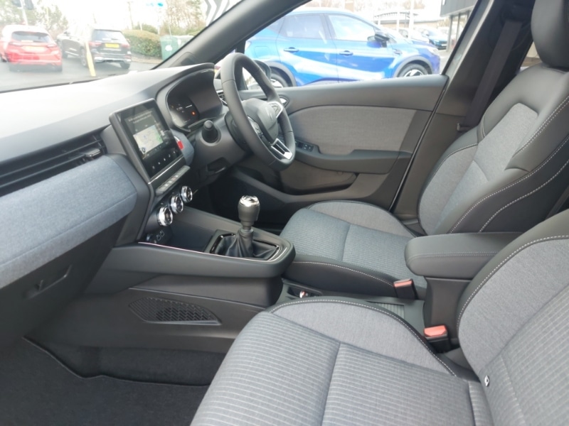 Used Renault Clio 2025 for sale - 76834567: Photo 5