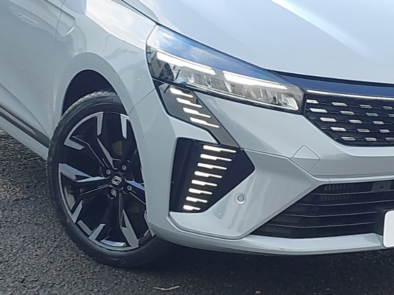 Used Renault Clio 2025 for sale - 76834567: Photo 9