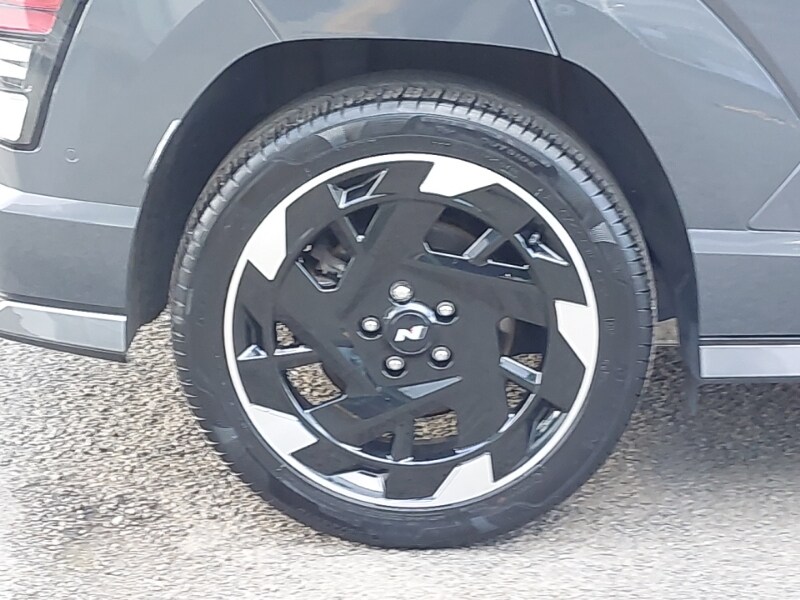 Used Hyundai KONA 2024 for sale - 76208117: Photo 12