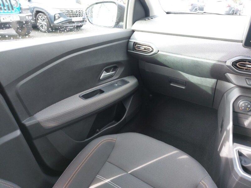 Used Dacia Sandero Stepway 2024 for sale - 78013649: Photo 10