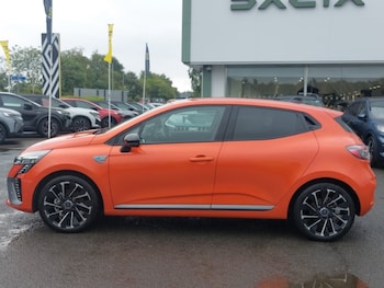 Used Renault Clio 2025 for sale - 79420671: Photo