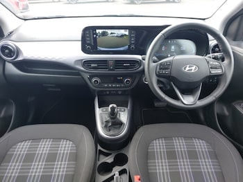 Used Hyundai i10 2025 for sale - 79310995: Photo