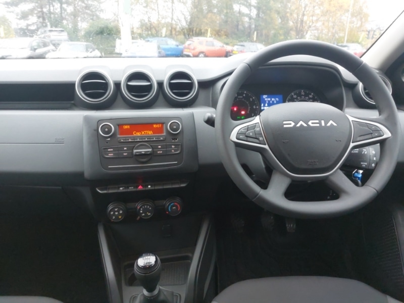 Used Dacia Duster 2023 for sale - 76456086: Photo 2