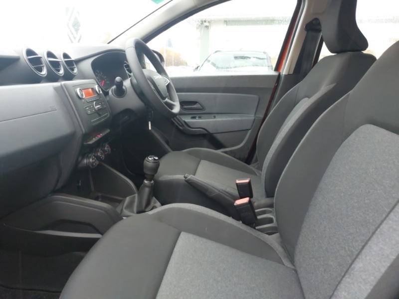 Used Dacia Duster 2023 for sale - 76456086: Photo 5