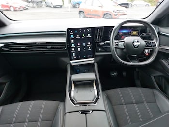 Used Renault Austral 2023 for sale - 76160654: Photo