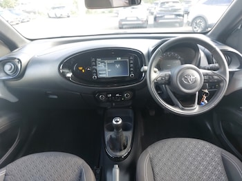 Used Toyota Aygo X 2023 for sale - 79513803: Photo