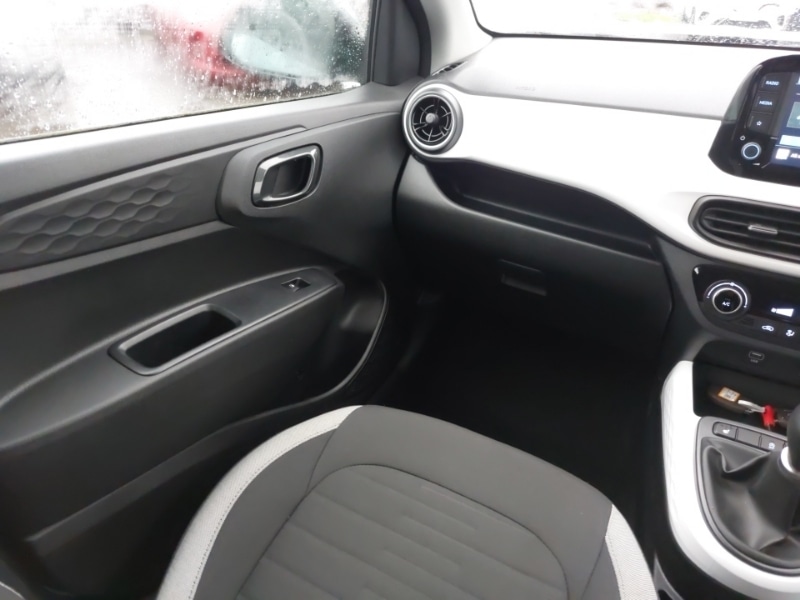 Used Hyundai i10 2023 for sale - 77284437: Photo 10