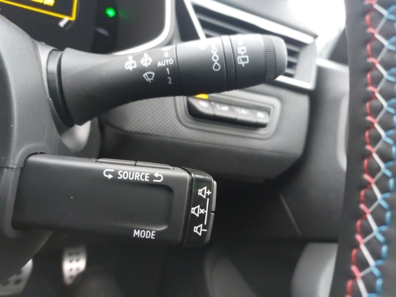 Used Renault Clio 2025 for sale - 76846959: Photo 19