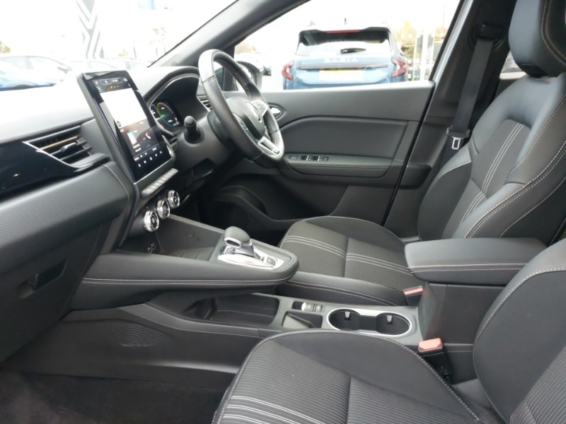 Used Renault Captur 2023 for sale - 76834569: Photo 5