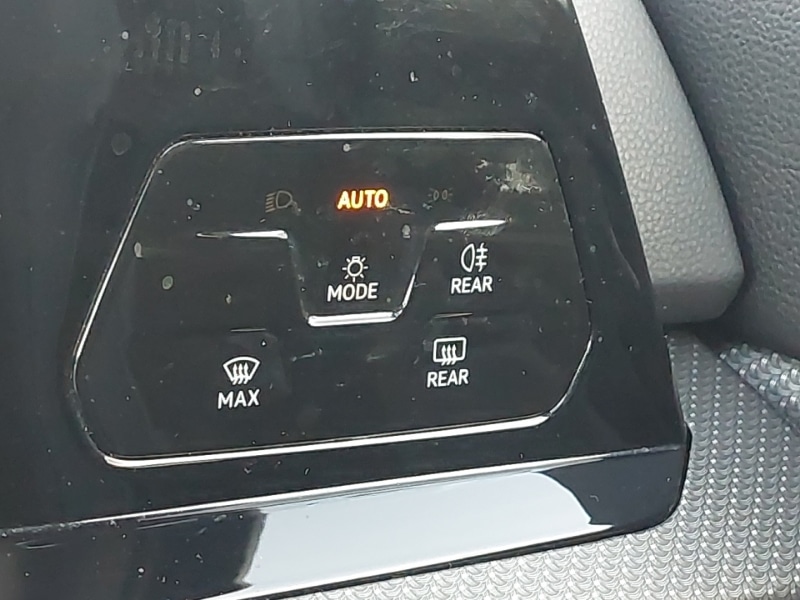 Used Volkswagen Golf 2021 for sale - 76737159: Photo 19