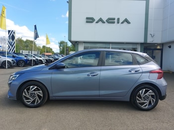 Used Hyundai i20 2025 for sale - 79411803: Photo