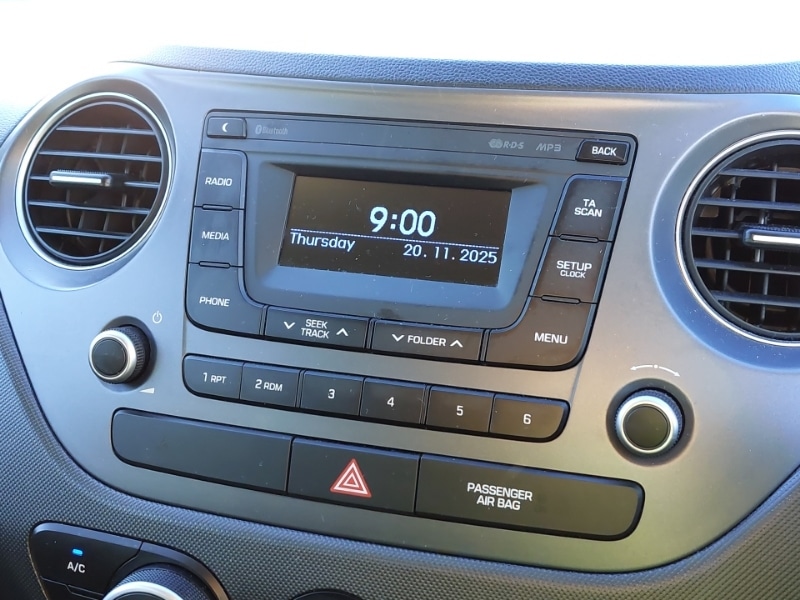 Used Hyundai i10 2018 for sale - 76639488: Photo 10