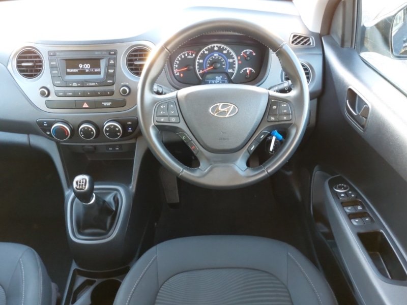 Used Hyundai i10 2018 for sale - 76639488: Photo 7