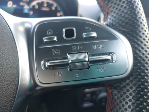 Used Mercedes-Benz GLB 2023 for sale - 76055317: Photo 19