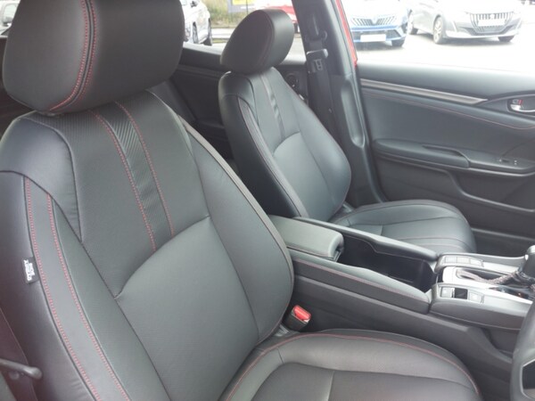 Used Honda Civic 2019 for sale - 76103720: Photo 13