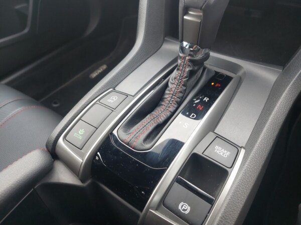 Used Honda Civic 2019 for sale - 76103720: Photo 18