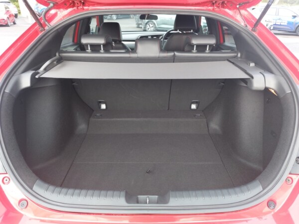 Used Honda Civic 2019 for sale - 76103720: Photo 8