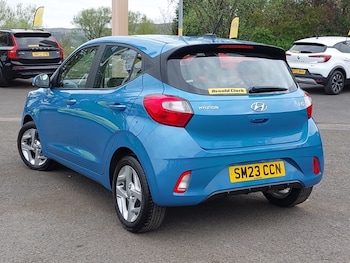 Used Hyundai i10 2023 for sale - 78490660: Photo