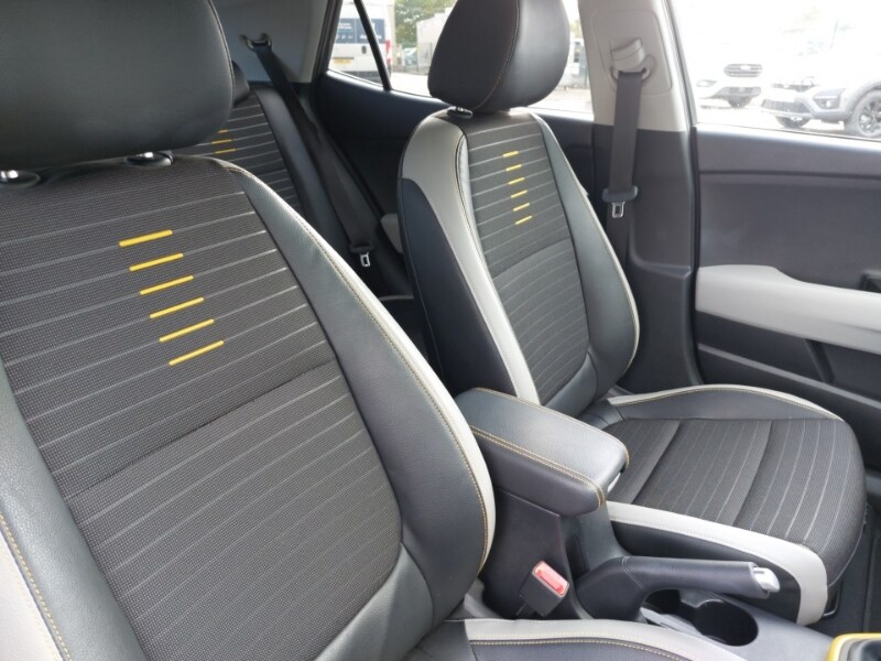 Used Kia Stonic 2023 for sale - 76199340: Photo 14