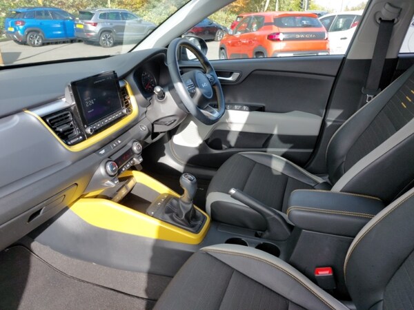 Used Kia Stonic 2023 for sale - 76199340: Photo 5