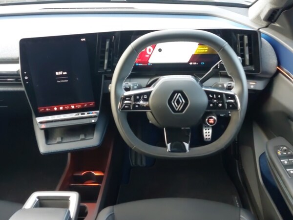 Used Renault Scenic E-Tech 2024 for sale - 76221267: Photo 7