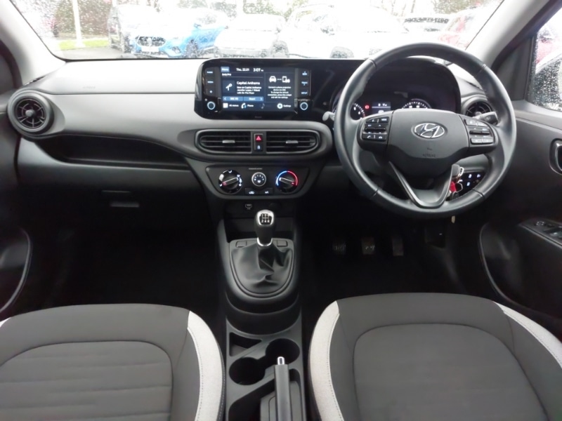 Used Hyundai i10 2020 for sale - 77289722: Photo 2