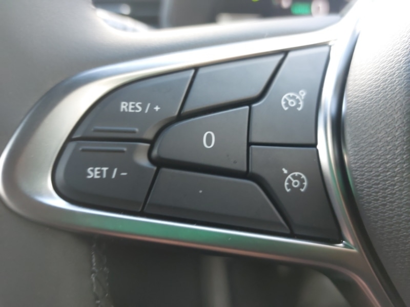 Used Renault Clio 2025 for sale - 76846973: Photo 19