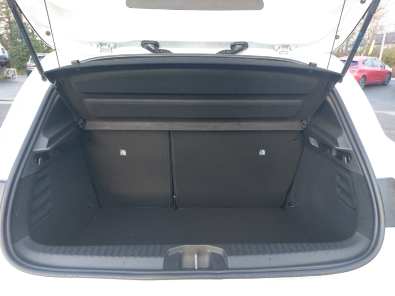 Used Renault Clio 2025 for sale - 76846973: Photo 8