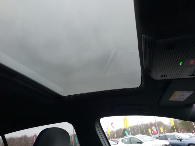 Used Volkswagen Golf 2023 for sale - 77070370: Photo 17