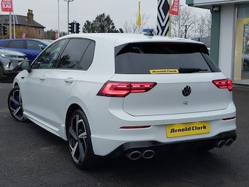 Used Volkswagen Golf 2023 for sale - 77070370: Photo