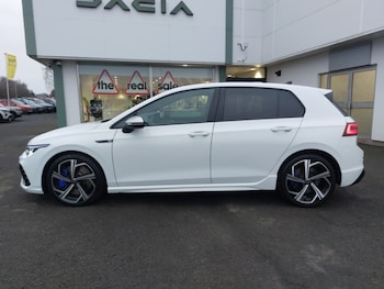 Used Volkswagen Golf 2023 for sale - 77070370: Photo