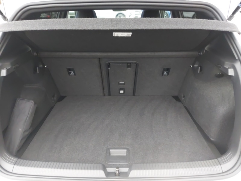 Used Volkswagen Golf 2023 for sale - 77070370: Photo 8