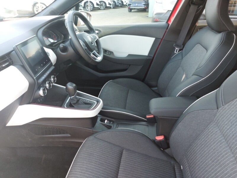 Used Renault Clio 2023 for sale - 77999351: Photo 5