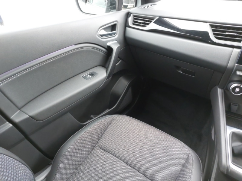 Used Renault Captur 2023 for sale - 76059052: Photo 10