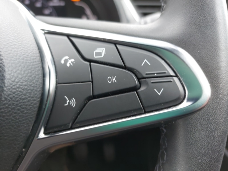 Used Renault Captur 2023 for sale - 76059052: Photo 19