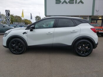 Used Renault Captur 2023 for sale - 76059052: Photo 4