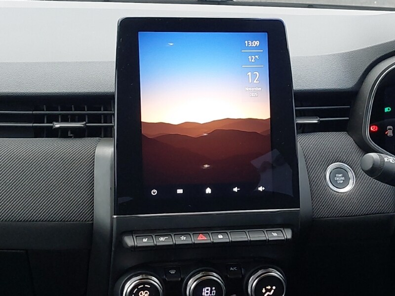 Used Renault Clio 2024 for sale - 76556559: Photo 11