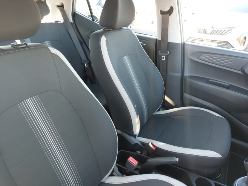 Used Hyundai i10 2023 for sale - 77777302: Photo 13