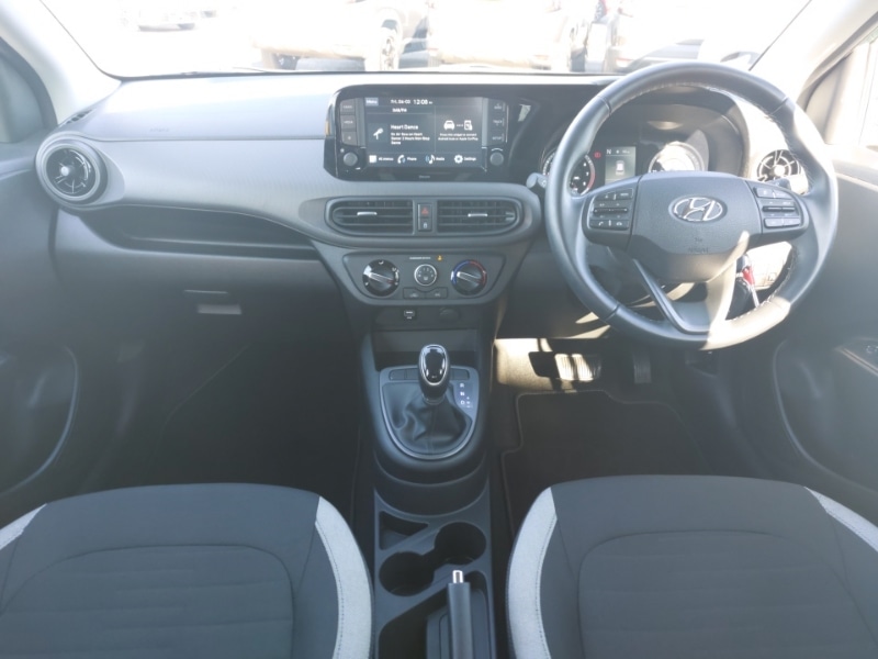 Used Hyundai i10 2023 for sale - 77777302: Photo 2