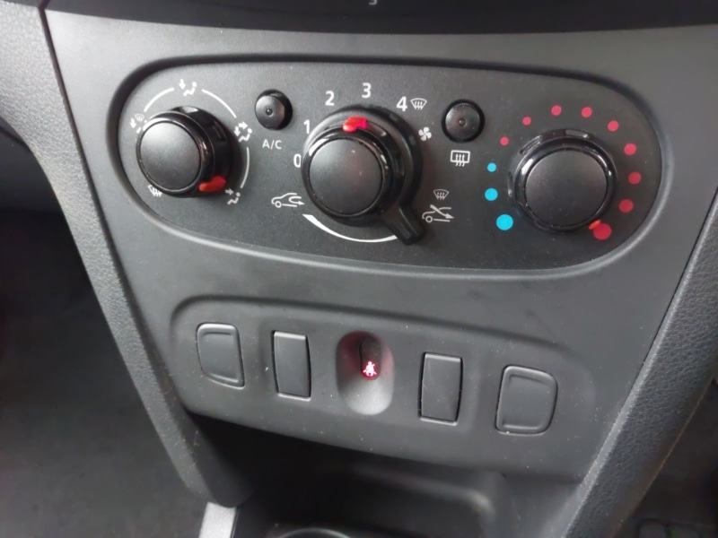 Used Dacia Logan MCV 2019 for sale - 76666321: Photo 15