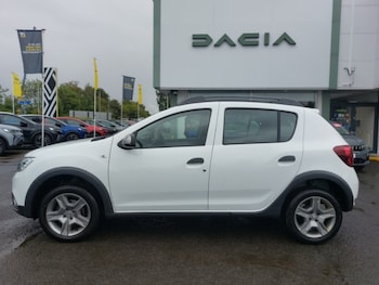 Used Dacia Sandero Stepway 2020 for sale - 79573486: Photo