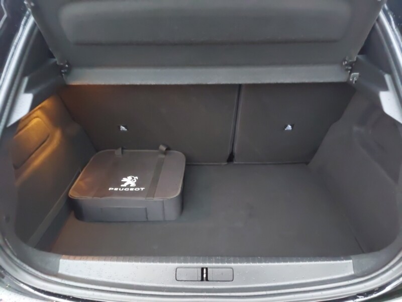 Used Peugeot 208 2020 for sale - 77209321: Photo 8