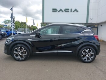 Used Renault Captur 2023 for sale - 78841896: Photo