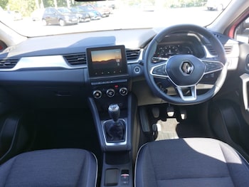 Used Renault Captur 2023 for sale - 79113158: Photo