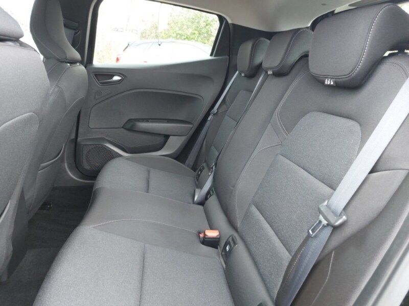 Used Renault Clio 2023 for sale - 78164393: Photo 6