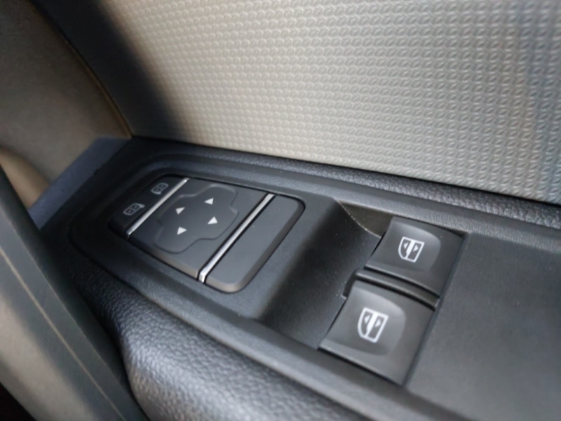 Used Renault Kangoo 2025 for sale - 76583700: Photo 15