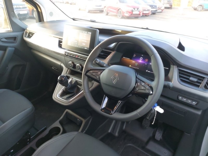 Used Renault Kangoo 2025 for sale - 76583700: Photo 2